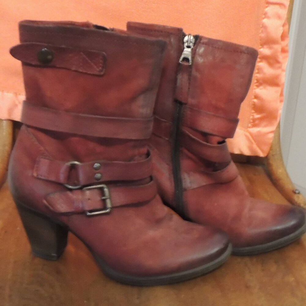 New Le Château booties